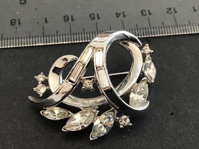 Crown Trafari Pat Pending Rhinestone. Excellent