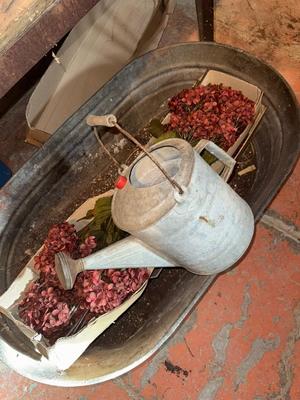D107-large galvanized tub plus watering can and fake flowers