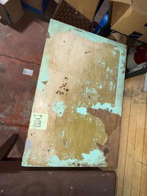 D106-small turquoise table