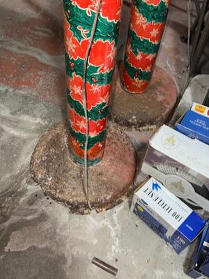 D99-Christmas lights and candlestick Christmas decor