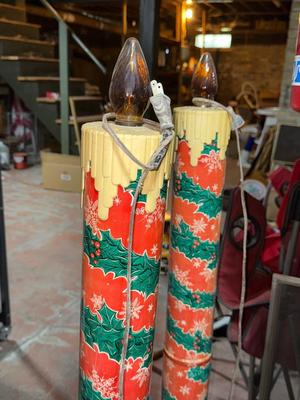 D99-Christmas lights and candlestick Christmas decor