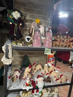 D97-Christmas decor