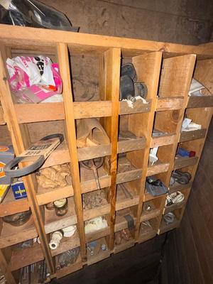 D90-shelf contents only