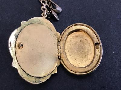 Antique Pat Pending Victorian Locket Blue Stone type