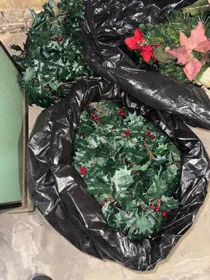 D69-Christmas decor