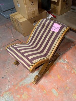 D65-small furniture item