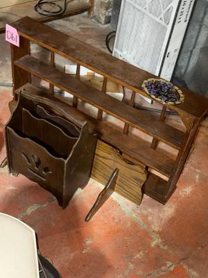 D61-shelves and magazine rack