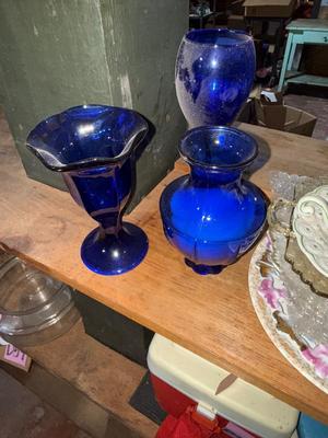 D48-glassware and decorative plates
