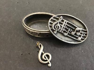 Pendant Brooch Trinket