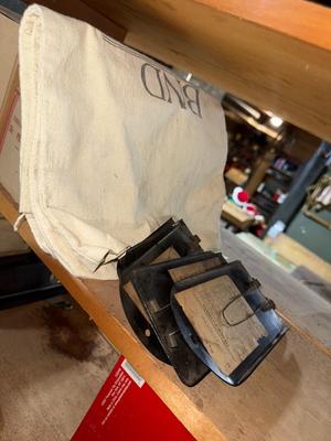 D41-Coin sleeves, bank bags +