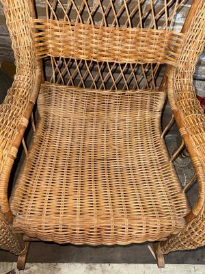 D35-wicker chair and floor lamp