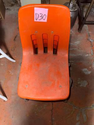 D30-plastic nesting chairs