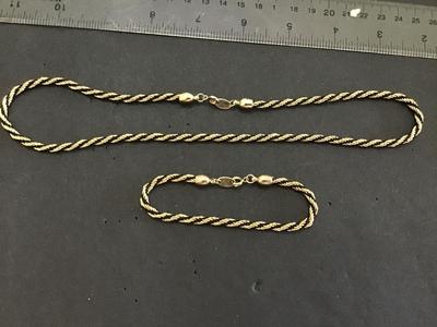 Black and Gold Vintage Necklace with Bracelet