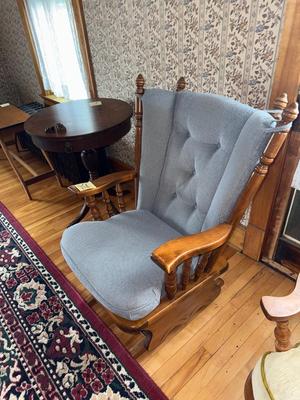 S72-rocking chair