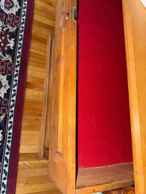 S64-Dresser