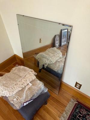 S48-ottoman and mirror plus extras