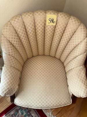 S46-armchair plus floor lamp