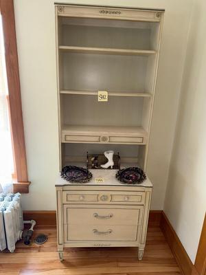 S42-shelf with storage