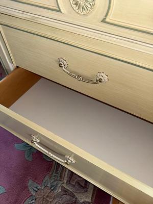 S36-Storage/desk
