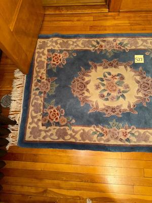 S27-Area rug