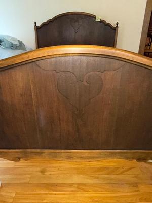 S24-Beautiful antique bedframe