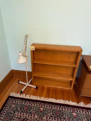 S6-bookshelf and lamp