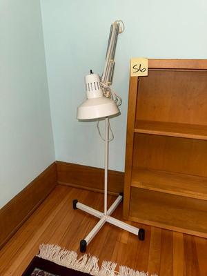 S6-bookshelf and lamp