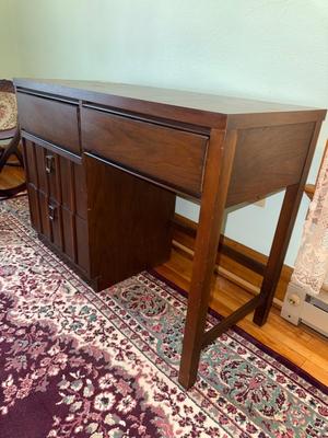 S5-small desk