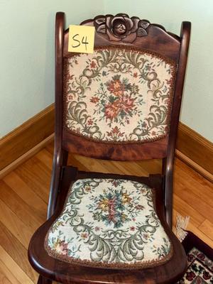 S4-rocker and footstool