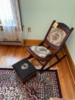 S4-rocker and footstool