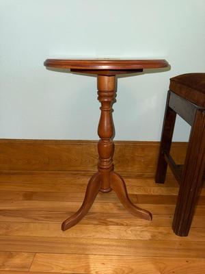 S2-small table and bench