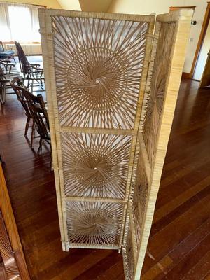Sale Photo Thumbnail #57: T3-room divider, and small table

50 inches tall
Each panel is 16 inches 
48 inches long