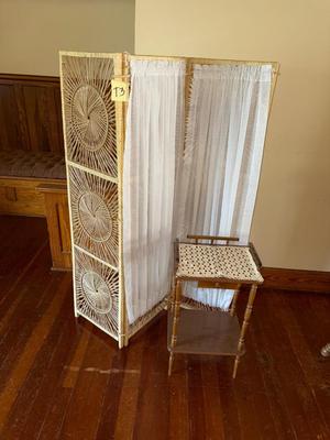 Sale Photo Thumbnail #55: T3-room divider, and small table

50 inches tall
Each panel is 16 inches 
48 inches long