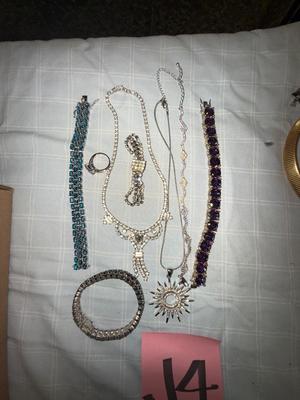 Sale Photo Thumbnail #121: J4-Jewelry