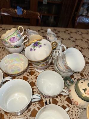 Sale Photo Thumbnail #159: P114-miscellaneous China plus extras