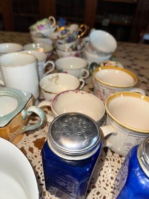 Sale Photo Thumbnail #157: P114-miscellaneous China plus extras