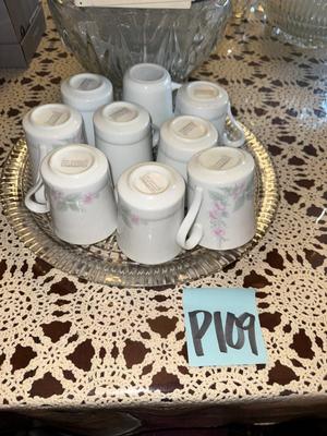 Sale Photo Thumbnail #173: P109-serving lot