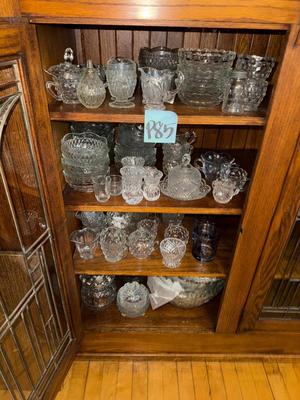 Sale Photo Thumbnail #254: P85-large glassware lot