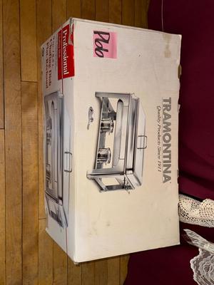 Sale Photo Thumbnail #311: P66-9 quart chafing dish