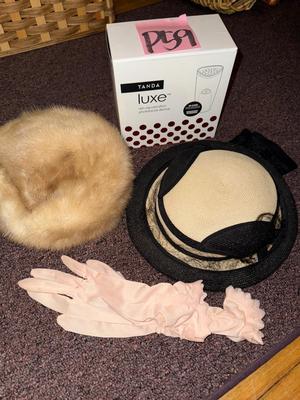 Sale Photo Thumbnail #336: P59-Hats plus extras