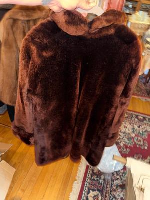 Sale Photo Thumbnail #377: P50-Coat