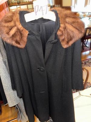 Sale Photo Thumbnail #381: P47-Coat