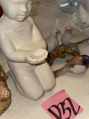 Sale Photo Thumbnail #441: P32-Decor