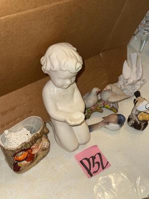 Sale Photo Thumbnail #439: P32-Decor