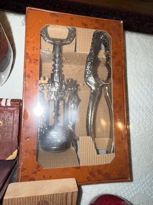 Sale Photo Thumbnail #454: P29-Misc Items