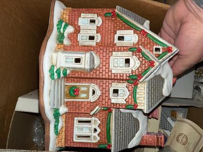 Sale Photo Thumbnail #479: P25-Lefton Christmas Village