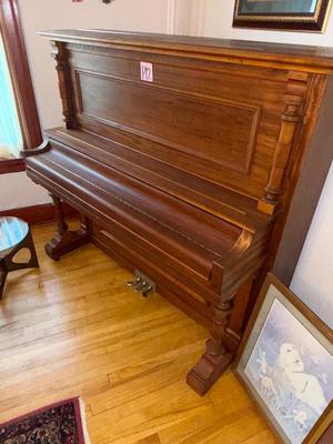 Sale Photo Thumbnail #537: P12-Piano