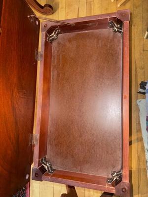 Sale Photo Thumbnail #575: P4-small piano bench