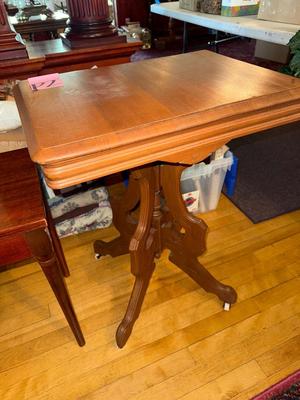 Sale Photo Thumbnail #576: P2-Gorgeous Table