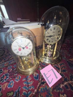 Sale Photo Thumbnail #615: E7- Clocks